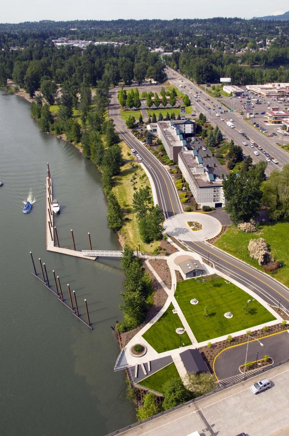 Riverfront Boulevard 32