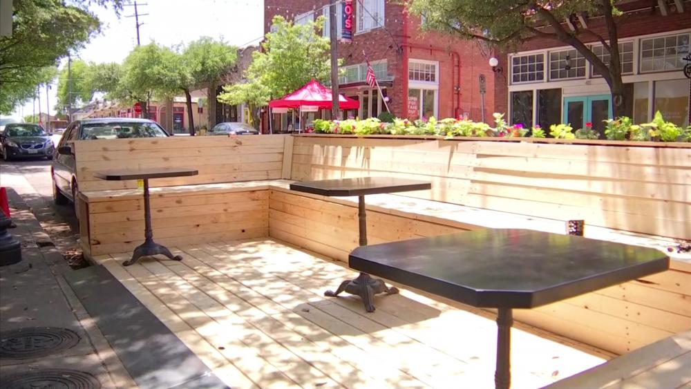 Parklet Outdoor Dining