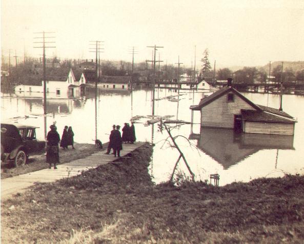1923 Flood Road