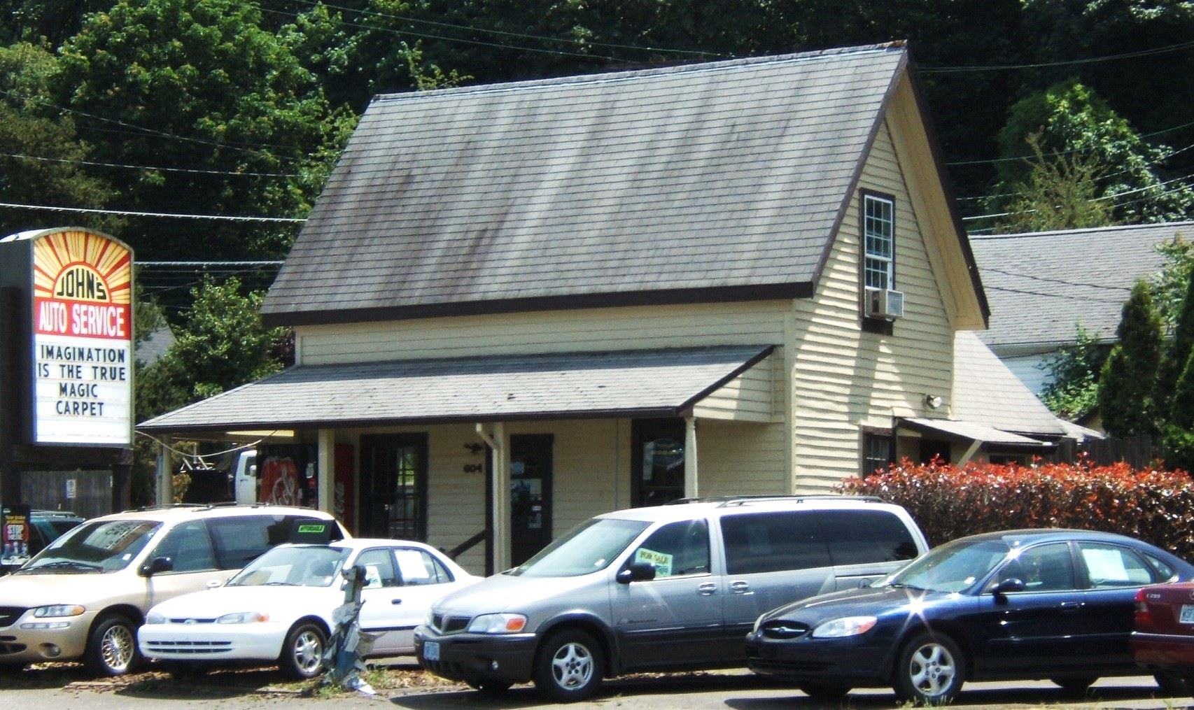 McLoughlin_604_S cropped