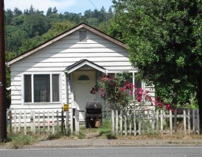 McLoughlin_715_S cropped