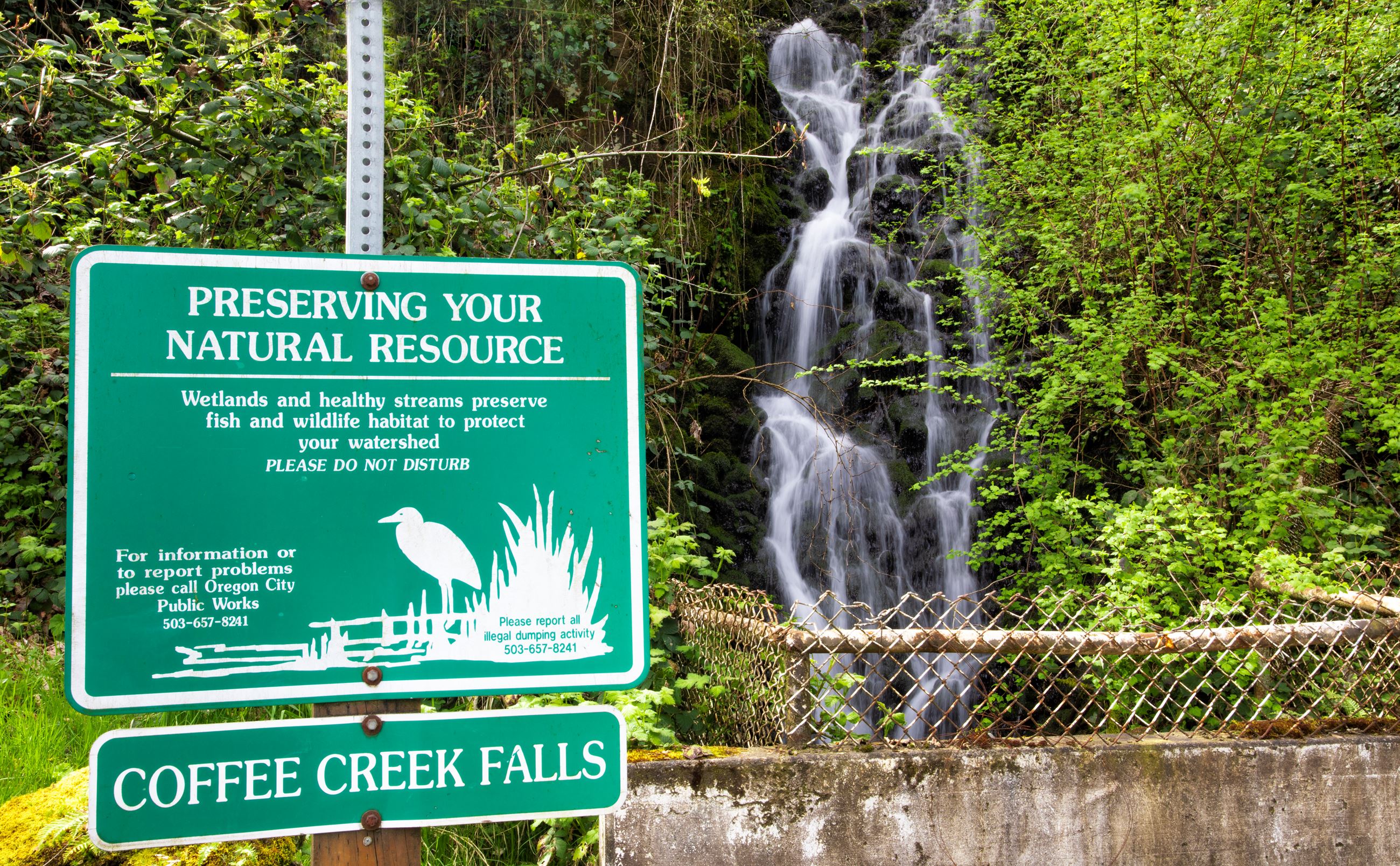 coffee creek falls with sign